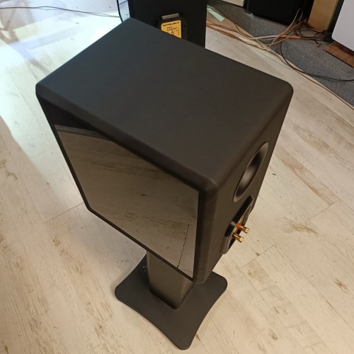 Exproject C6.2 GL Plus 2-way speakers design
