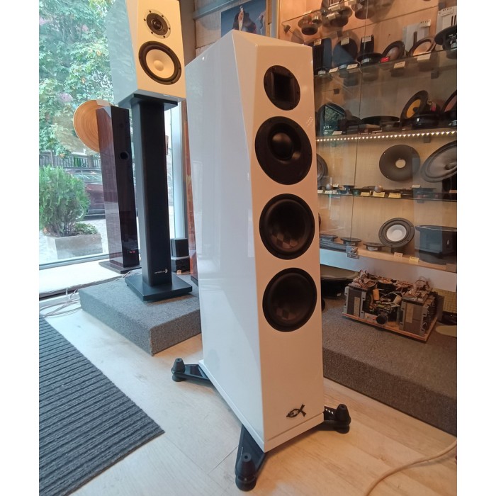 Exproject Rinjani Plus Three-way speakers design